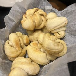 The Garlic Knot - Garlic knots for the table
