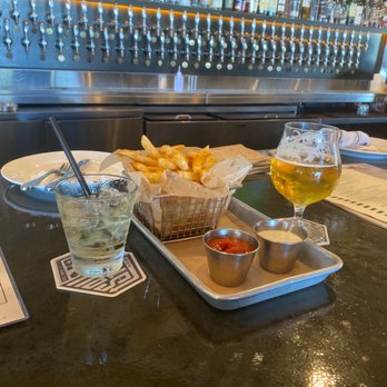 Draft Republic Carlsbad - Amazing homemade Ketchup!! - Comfort Food Near Me - Carlsbad, California Draft Republic Carlsbad - Amazing homemade Ketchup!! - Comfort Food Near Me - Carlsbad, California