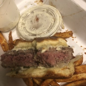 Zaitoon Kitchen - Pink lamb burger made me very sick and it's not the first time it's not been cooked completely! - Mediterranean Near Me - Latham, New York