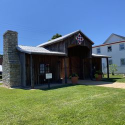 Dahlgren Pioneer Barn