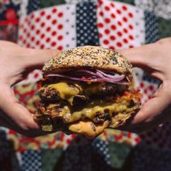 Fat Broder - Juicy Lucy tomada del Instagram de los chicos de Fat Broder