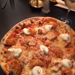 Lago di Garda - Pizza mit Lachs und Creme fraiche