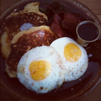 Sweedeedee - Corn cakes w/ eggs, bacon, and greens - Breakfast & Brunch Near Me - Portland, Oregon