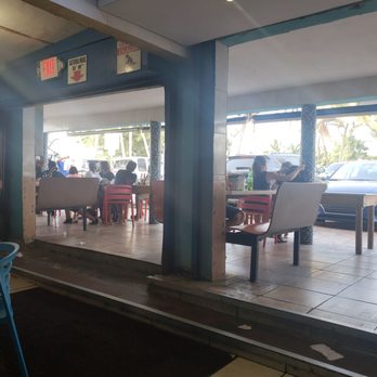 Puerta del Mar - Cafeteria style seating. - Seafood Near Me - Loíza, Puerto Rico Puerta del Mar - Cafeteria style seating. - Seafood Near Me - Loíza, Puerto Rico