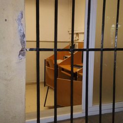 Biblioteca Pública Alberto Lista - Vista desde fuera de la sala de ordenadores