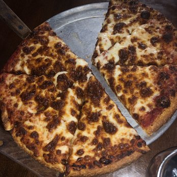 Central Station - Cheese pizza - Barbeque Near Me - Fillmore, California
