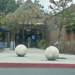 Howard County Public Library - Savage Branch - Front entrance