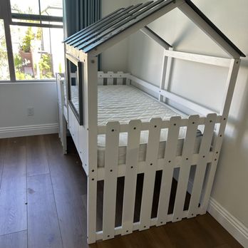 Reliable Handyman Services - Kids' bedroom furniture set assembled - Handyman Near Me - Irvine, California