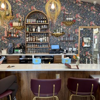 Lydia’s - Bar - Bakeries Near Me - Saint Charles, Missouri