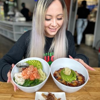 Roll Call - Bowls are around 20$ and it's packed - Sushi Bars Near Me - Los Angeles, California
