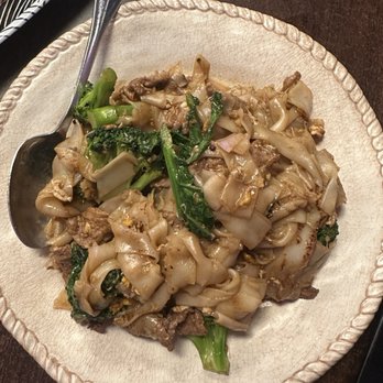 Le Moose Crepe Cafe - Pad See-ew Noodle - Creperies Near Me - Fremont, California Le Moose Crepe Cafe - Pad See-ew Noodle - Creperies Near Me - Fremont, California