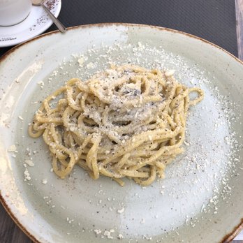 Rifugio Romano - Cacio Pepe y Tartufo - Pizza Near Me - Rome, RM Rifugio Romano - Cacio Pepe y Tartufo - Pizza Near Me - Rome, RM