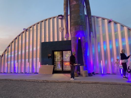 Alien Research Center by null