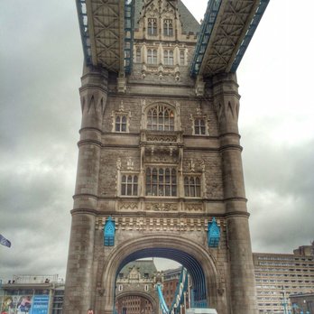 Tower Bridge - Landmarks & Historical Buildings Near Me - London, XGL Tower Bridge - Landmarks & Historical Buildings Near Me - London, XGL