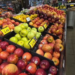 Kroger Food Store - Apples