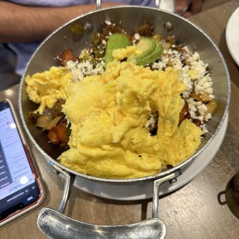 Buttermilk - Red Rooster S - Coffee & Tea Near Me - Naperville, Illinois