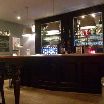 Le Salon - Wine Bars Near Me - Niort, 79