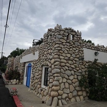 Le Chene - Iconic River Rock building - French Near Me - Santa Clarita, California Le Chene - Iconic River Rock building - French Near Me - Santa Clarita, California