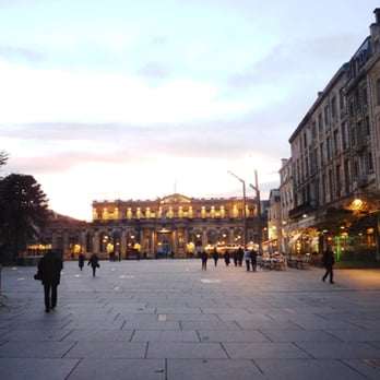 Palais Rohan - Landmarks & Historical Buildings Near Me - Bordeaux, 33 Palais Rohan - Landmarks & Historical Buildings Near Me - Bordeaux, 33