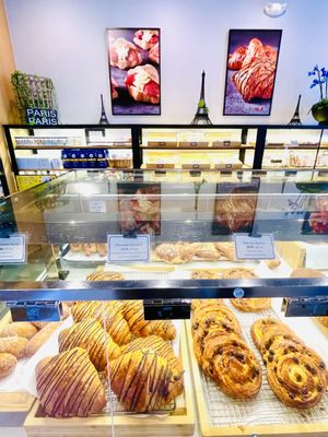 Paris Baguette by null