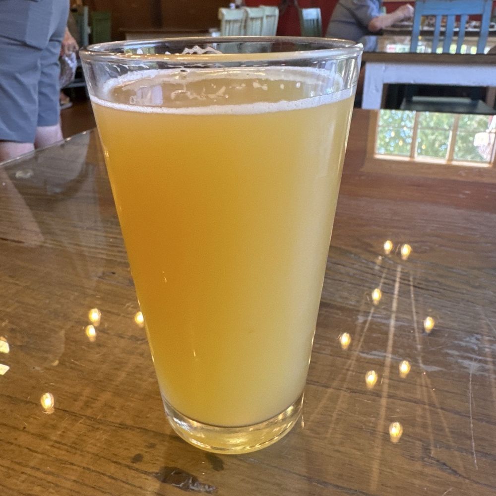 Hooby’s Brewing - That Damn Hazy - Breweries Near Me - Winters, California Hooby’s Brewing - That Damn Hazy - Breweries Near Me - Winters, California