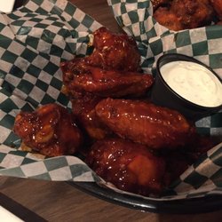 Park & Trestle Pub and Restaurant - Wings