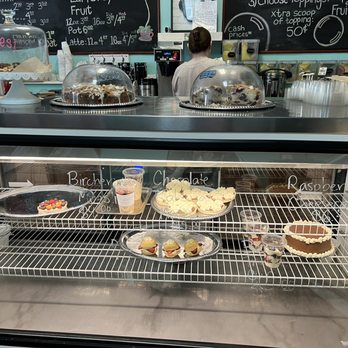 Oflow - Bakeries Near Me - Murfreesboro, Tennessee