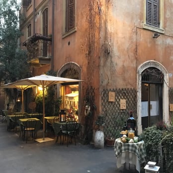 Greppia - Sidewalk Dining - Italian Near Me - Verona, VR Greppia - Sidewalk Dining - Italian Near Me - Verona, VR