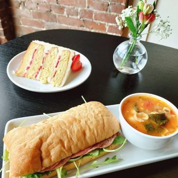 Murrini Cafe - Desserts Near Me - Danville, Kentucky