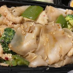 Pad See Ew with Tofu Pad See Ew with Tofu