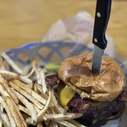 Wagon Wheel Bar & Restaurant