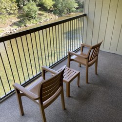 Riversedge Motel - Pretty awesome view from our room overlooking the river. $136 (all taxes) for a very clean king, non-smoking room
