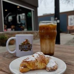 The Giddy Goat Coffee Roasters - Iced Coffee with pastry