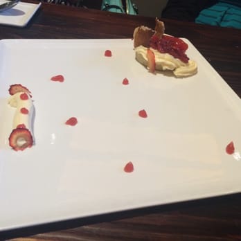 KUU Restaurant - Dessert...big plate and little portion. - Japanese Near Me - Houston, Texas KUU Restaurant - Dessert...big plate and little portion. - Japanese Near Me - Houston, Texas