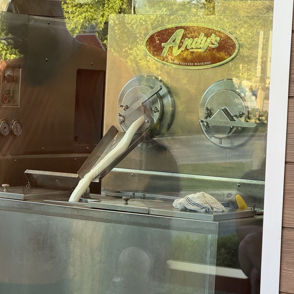Andy's Frozen Custard - Ice Cream & Frozen Yogurt Near Me - Mt Prospect, Illinois
