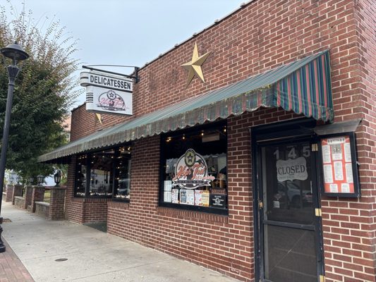 High Test Deli by null