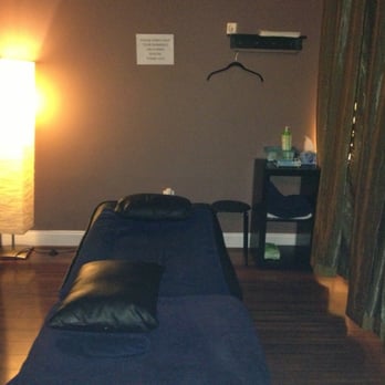 Bliss Reflexology Spa - Very comfortable massage bed - Massage Near Me - Rockville, Maryland
