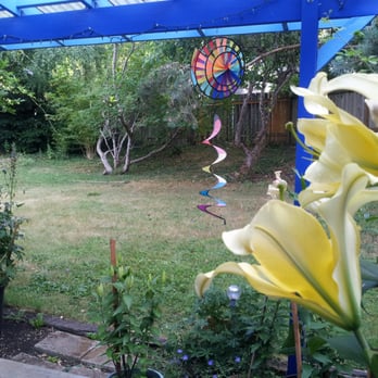 Crest Massage Center - Relaxing back yard - Massage Therapy Near Me - Eugene, Oregon