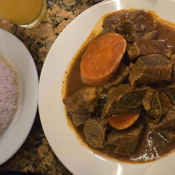 Caridad Restaurant - Dominican Near Me - New York, New York