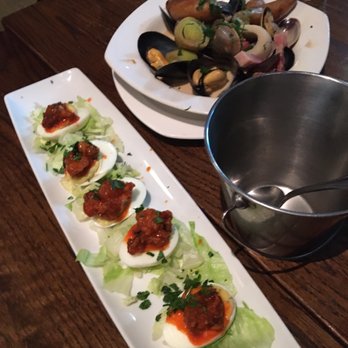 Taylor Shellfish Oyster Bar - Seafood Near Me - Seattle, Washington