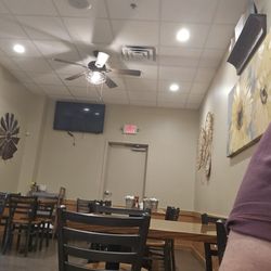 Sunny Street Cafe - Dining room