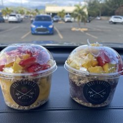 Acaí Express - These are incredibly fresh and delicious.  Perfect touch after a long day on the boat.  Yummy!!!