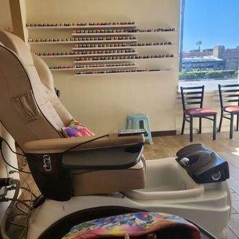 Rainbow Nails - Spa pedicure and massage, amazing! - Nail Salons Near Me - Buena Park, California