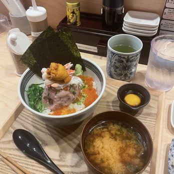 Totoya - Sushi Bars Near Me - Honolulu, Hawaii Totoya - Sushi Bars Near Me - Honolulu, Hawaii