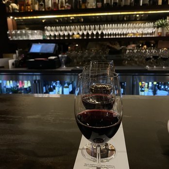 Willi's Wine Bar - Bordeaux Wine flight - Wine Bars Near Me - Santa Rosa, California Willi's Wine Bar - Bordeaux Wine flight - Wine Bars Near Me - Santa Rosa, California