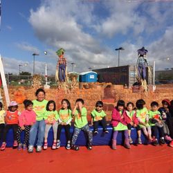 Agape Preschool - Bumble Bee class - pumpkin patch trip 2016