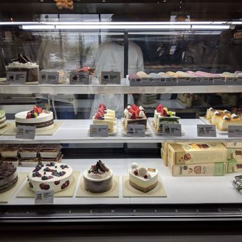 Tous Les Jours - Cakes - Bakeries Near Me - Fullerton, California