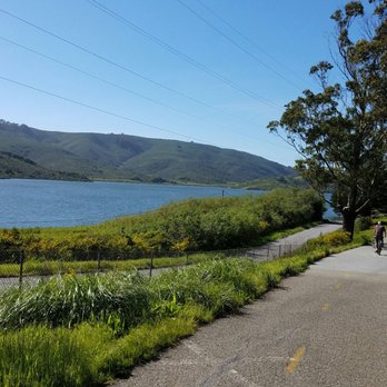 Crystal Springs Regional Trail - Hiking Near Me - Burlingame, California