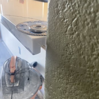 MTD Kitchen - Another example of the totally incorrect fabrication of the countertop to the actual wall!!! - Cabinetry Near Me - North Hollywood, California