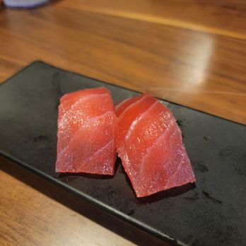 Kan Sushi - Tuna - Sushi Bars Near Me - Honolulu, Hawaii Kan Sushi - Tuna - Sushi Bars Near Me - Honolulu, Hawaii
